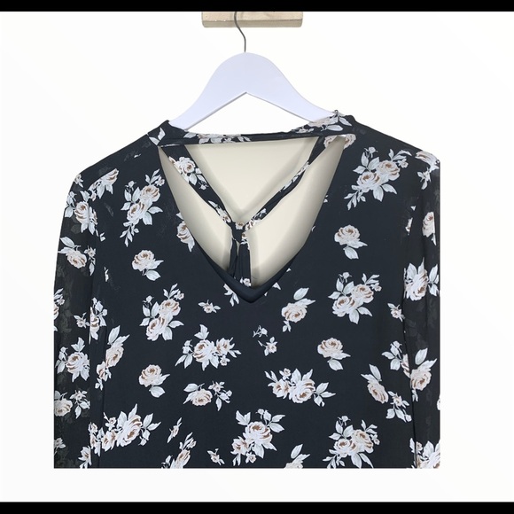 SANCTUARY Anthro Rosie Tie Blouse W Long Bell Style Sleeves Black Floral Size XS - Picture 8 of 13
